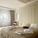Swing Hotel