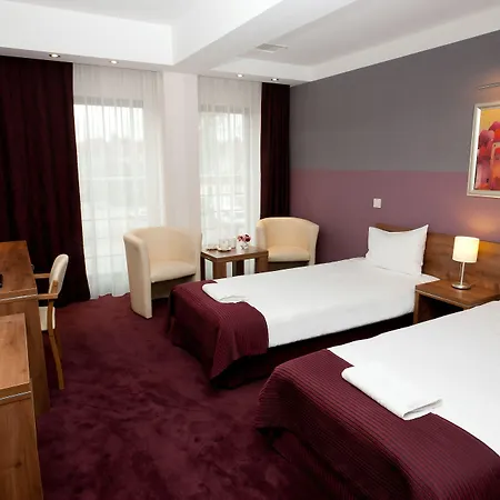 Ξενοδοχείο Swing 4*