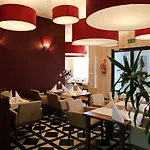Swing Hotel 4*