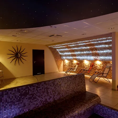 Hotel Swing 4*